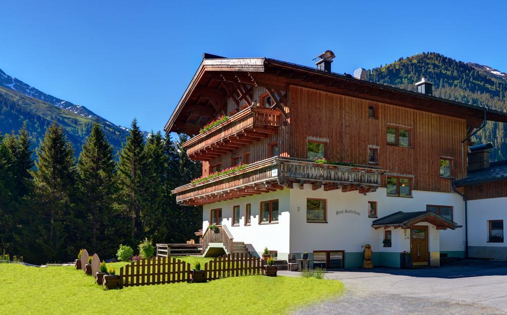Pension Sattelkopf Sankt Anton am Arlberg Exterior photo